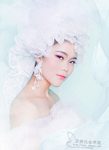 <b>奢华新娘-亚美学院</b>