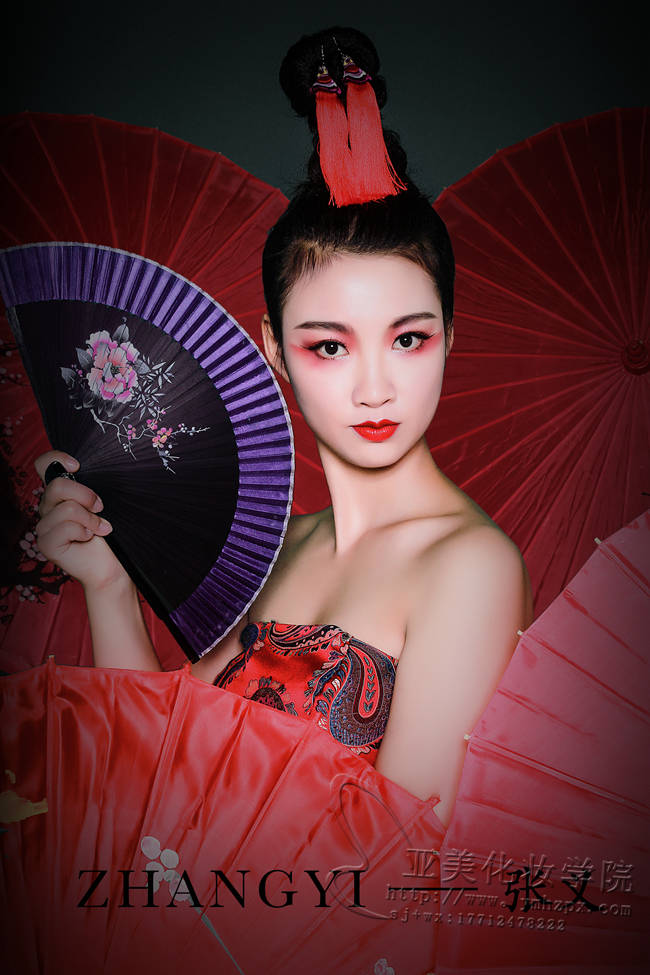 亚美化妆作品 唐装